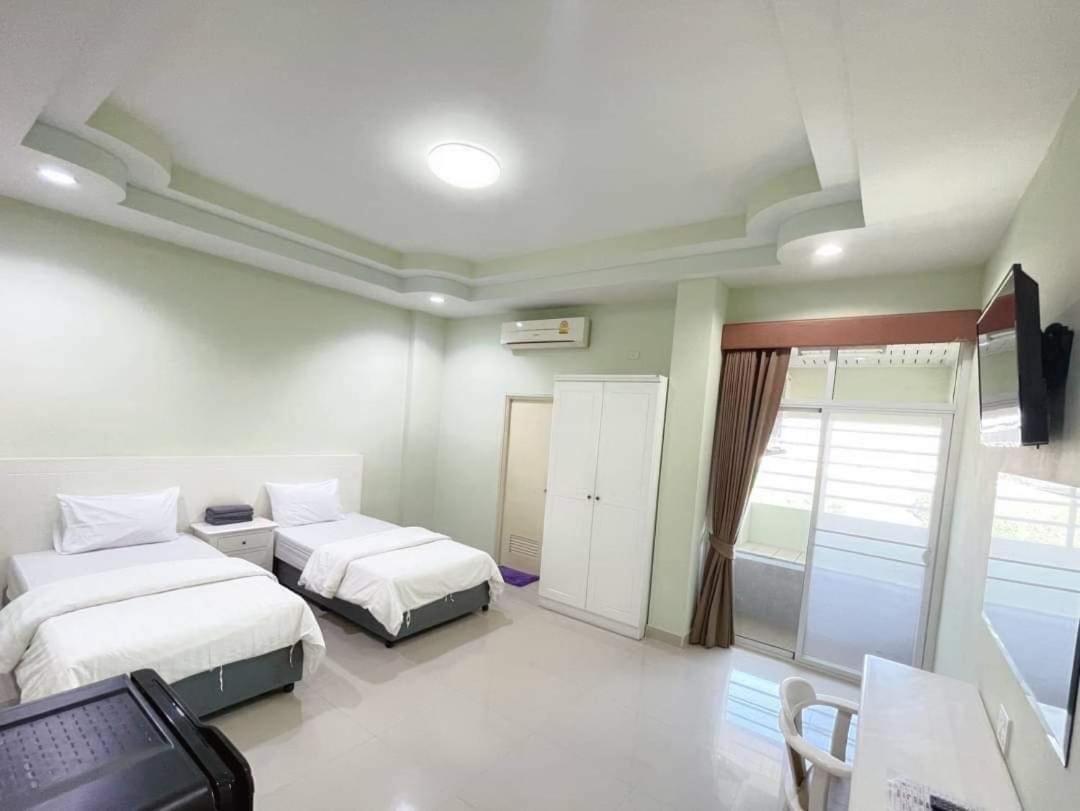Grand Charoonrat Apartment Saraburi Bagian luar foto