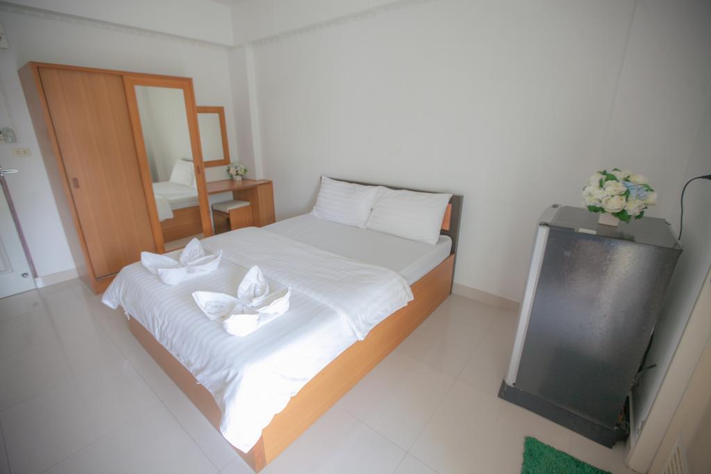 Grand Charoonrat Apartment Saraburi Bagian luar foto