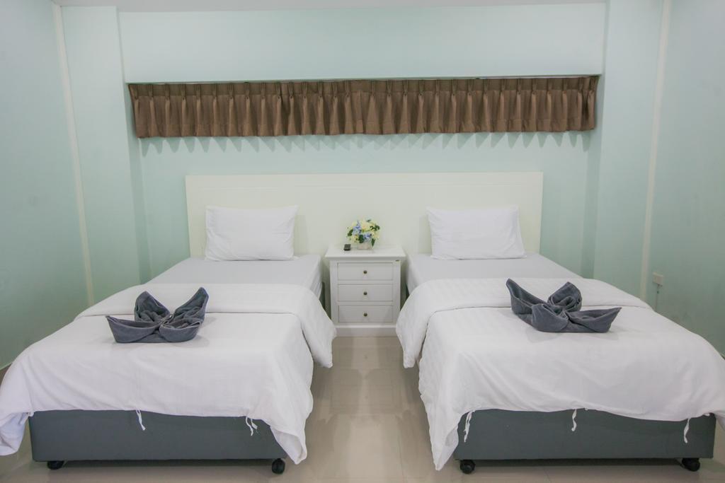 Grand Charoonrat Apartment Saraburi Bagian luar foto