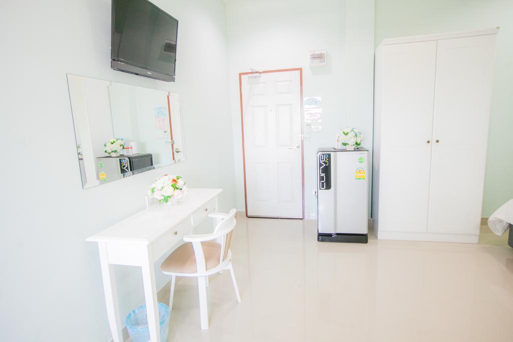 Grand Charoonrat Apartment Saraburi Bagian luar foto