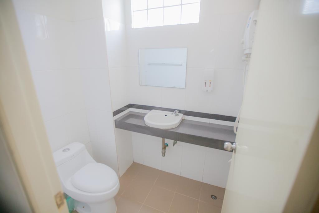 Grand Charoonrat Apartment Saraburi Bagian luar foto