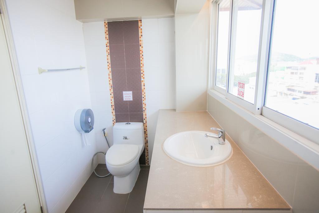 Grand Charoonrat Apartment Saraburi Bagian luar foto